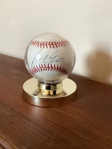 Béisbol firmado Jose` Oliva en vitrina - Imagen 1 de 7