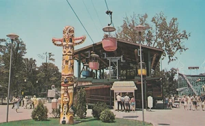 Postcard Cedar Point, Sandusky Ohio, Totem Pole & Sky Ride Entrance RPPC - Picture 1 of 2
