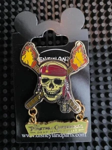 G20 PIN 'S MOVIE DISNEY PARIS XRARE CARD PIRATES OF THE CARIBBEAN CROSS SKULL - Picture 1 of 1