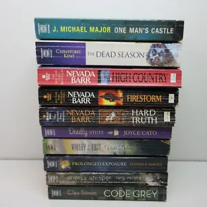 Lot of 10 Mystery Paperback Books - Picture 1 of 10
