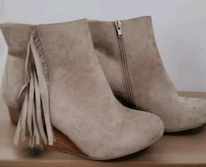 Torrid Stiefelette taupe Fransen Größe 8 neu - Bild 1 von 10