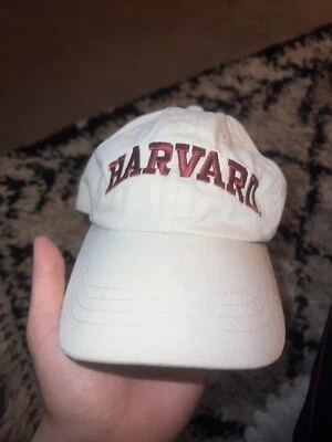 Gorra de béisbol juvenil de la Universidad de Harvard Foto 1 de 4