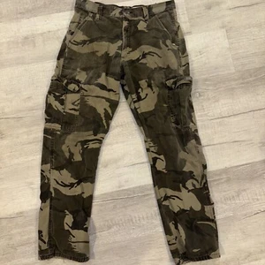 Wrangler Fleece Lined Cargo Pants Mens 31x28 CamoRelaxed fit Warm Casual Vtg0057 - Picture 1 of 13