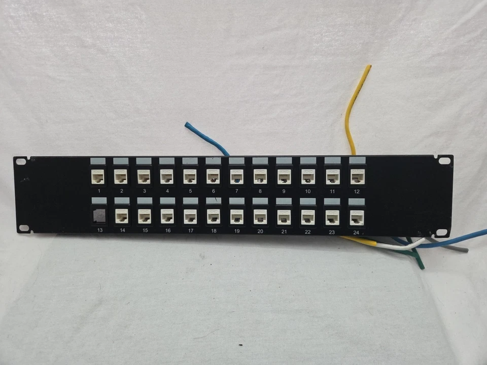 24-Port Blank Keystone/Multimedia Patch Panel - Image 1 of 1
