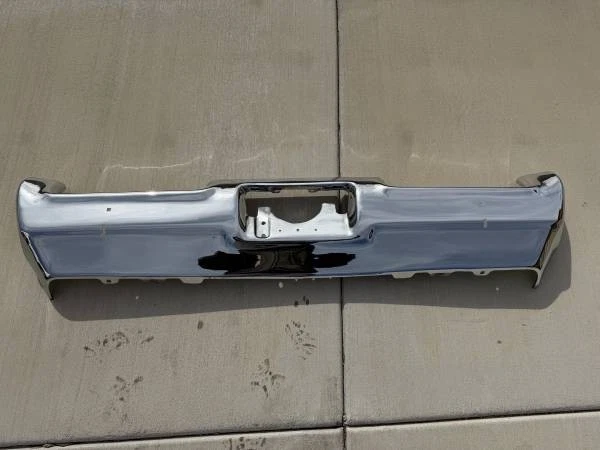 1969 Pontiac GTO, Lemans, Tempest Rear Bumper newly triple chromed - Imagem 1 de 1