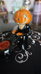 Yankee Candle 2011 Pumpkin People Raven Carriage Tea Light Holder - Picture 1 of 10