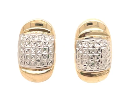 Aretes ovalados de oro amarillo y blanco de 14 k de 5/8" de alto corte diamante de 1,9 gramos Foto 1 de 4
