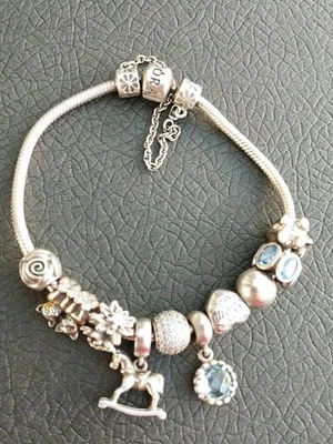 Original Pandora Armband Silber 10 Charms Sicherheitskette kaum getragen  - Bild 1 von 4