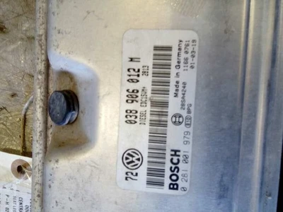 038906012M centralina motore SEAT LEON 1M1 1999 081001979 291642 - Immagine 1 di 4