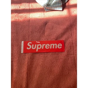 Supreme Glitter Logo Sticker Rot Silber Streetwear Sammlerstück - Bild 1 von 4