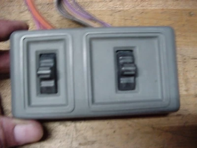 1986-1994 DODGE DAKOTA RAM D150 D250 Right Side POWER WINDOW LOCK SWITCH OEM - Image 1 of 2