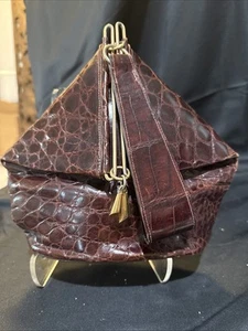 Vintage 1940s Brown Alligator Style Triangular Handbag Unmarked - Picture 1 of 19