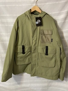 Giacca Universal Studios Jurassic World verde donna taglia M nuova 75,00 - Foto 1 di 4