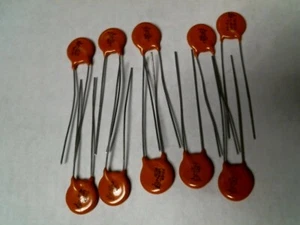 10 PZ CONDENSATORE DISCO CERAMICA SPRAGUE .1UF25V Y5R .1 uF 25V Y5R, 0.1uF Y5R - Foto 1 di 4