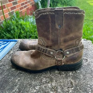 Bed Stu Motley abgenutzt braun Leder Harness Stiefeletten Herren Größe 9 Fehler - Bild 1 von 9