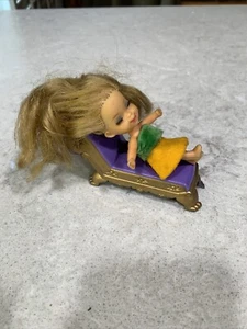 Vintage Mattel Liddle Kiddles SLEEPING BIDDLE BEAUTY Doll with Outfit & Lounger - Picture 1 of 5