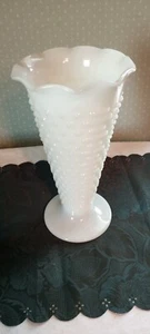 Vtg 1960s Anchor Hocking Milk Glass Trumpet Vase Hobnail and Bars Crimped Crest - Picture 1 of 6