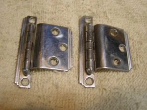 2 Vintage Chrom Schrank versetzte Schrankscharniere Außenseitenhalterungen beide freiliegend - Bild 1 von 4