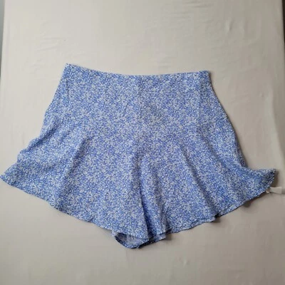 Mini-saia curta floral Forever 21 azul branco fluido XL festival romântico - Imagem 1 de 4