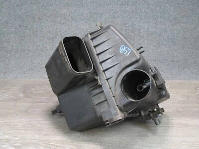 🥇01-06 LEXUS LS430 AIR INTAKE CLEANER FILTER BOX W MAF & VACUUM SWITCH OEM - Image 1 of 4