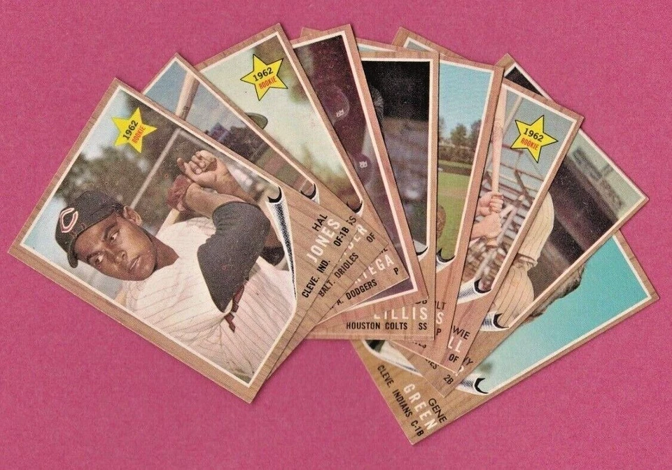 1962 Topps Baseball Cards #253-587, various conditions, complete your set - Image 1 of 1