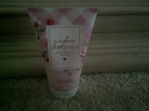 BATH & BODY WORKS ""GINGHAM WUNDERSCHÖN"" Körperpeeling 8 Unzen - Bild 1 von 1