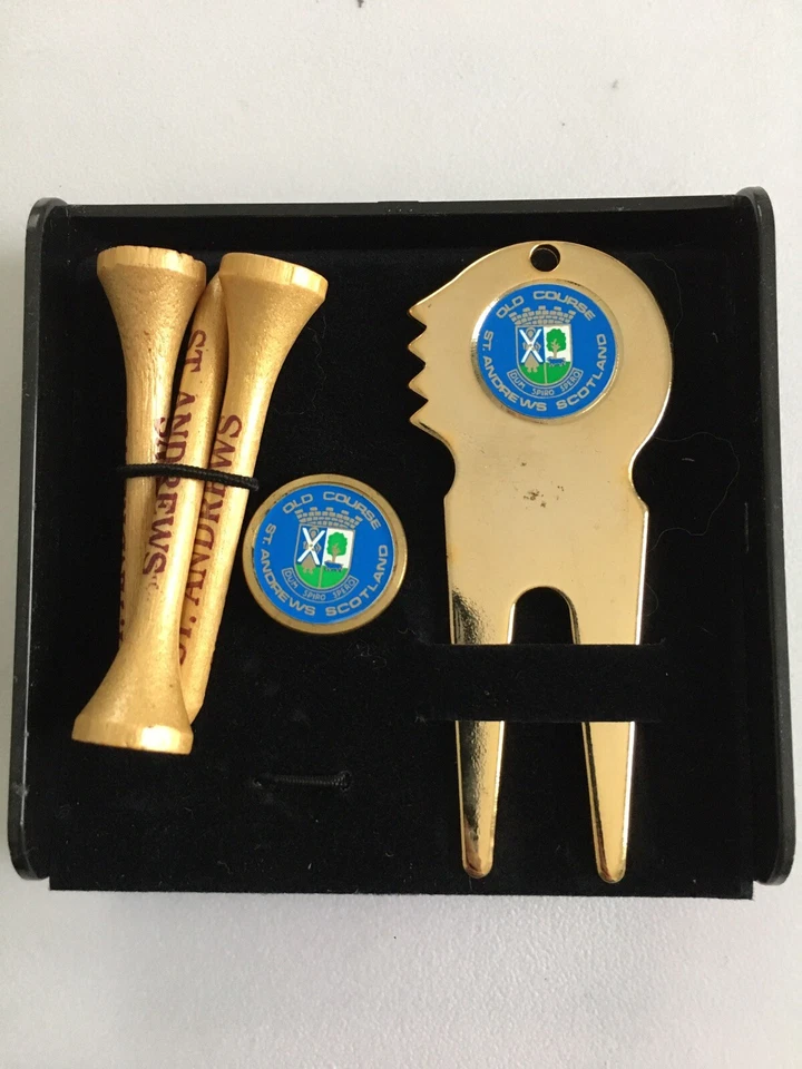 St Andrews Old Course Divot Tool Ball Marker Tees Set  Foto 1 de 1