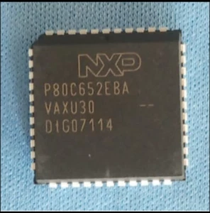 20Pcs lot P80C652EBA NXP ICs P80C652EBA NXP Semiconductor CMOS Single Chip IC - Picture 1 of 2