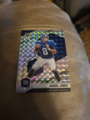 2021 Daniel Jones Panini Silver Mosiac Football #149 New York Giants - Image 1 of 2