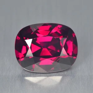 8.35Ct PrettyUnheated AAA+ Raspberry Pink Rhodolite Garnet _Tanzania - Picture 1 of 3