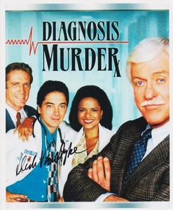 DICK VAN DYKE signed DIAGNOSIS MURDER 8x10 w/ coa FANTASTIC CAST MINI-POSTER - Picture 1 of 1