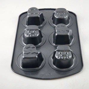 Wilton Invierno Vacaciones Temporada Hornear Muffin Cupcakes Sartén con 3 Muñecos de Nieve 3 Mitones - Imagen 1 de 8