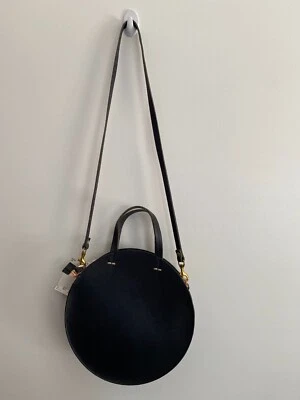 CLARE V. ITALIAN VACHETTA SOFT LEATHER CROSSBODY CIRCLE LEATHER BAG - BLACK - Imagem 1 de 3