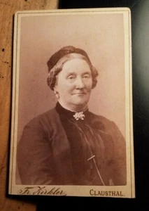 femme âgée - portrait / vers 1870/80 CDV Fr. Zirkler Clausthal - Photo 1/2