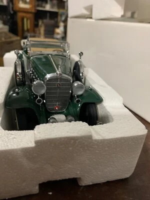 1932 Cadillac V16 Sport Phaeton Danbury Mint - Image 1 of 3