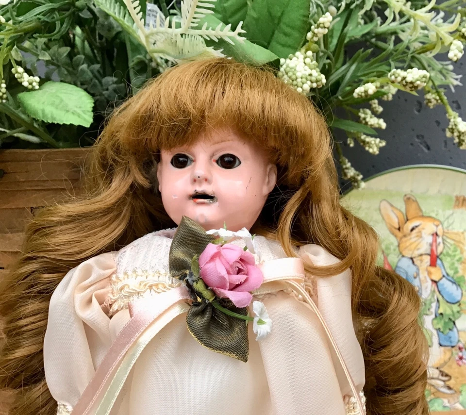 RARA Hermosa Muñeca Antigua de Lata de 11 Pulgadas - Cuerpo de Cuero Kidd en Cabeza de Hombro de Estaño Foto 1 de 4