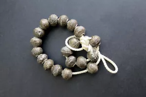 Antique Batak Silver Beads - Sumatra - Indonesian silver tribal art jewellery - Picture 1 of 3