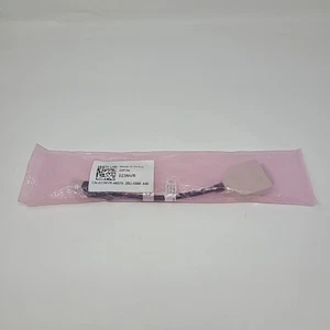 DisplayPort Port to DVI Video Adapter DP/N 023NVR Amphenol OEM Universal - Picture 1 of 8