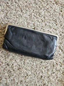 Well Loved VTG Hobo Int'l Lauren Clutch Wallet Black Leather Double Kiss Lock OF - Picture 1 of 11