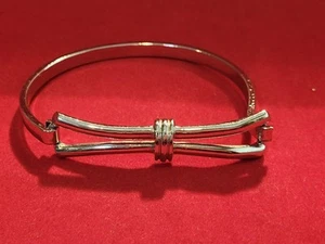 Vintage Damen Silber Ton Schleife Form Armband für 6-7" Handgelenk - Bild 1 von 7
