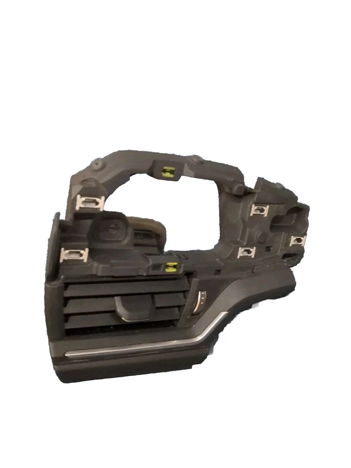 AUDI A5 8W S5 A4 S4 B9 ПЕРЕДНЯЯ ПРИБОРНАЯ ПАНЕЛЬ СО СТОРОНЫ ВОДИТЕЛЯ ВЕНТИЛЯЦИОННОЕ ОТВЕРСТИЕ 8W2820902 - Изображение 1 из 2