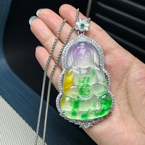 Ciondolo e collana portafortuna Guanyin intarsiato giada giadeite multicolore ghiaccio naturale观音 - Foto 1 di 11