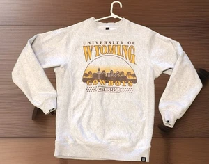 University Of Wyoming Uscape Gray Medium Crewneck Heavy Sweatshirt A1 - Picture 1 of 8