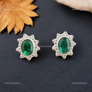 925 Silver Natural Green Emerald Screw Back Stud Friend Gift Earrings Jewelry - Picture 1 of 6