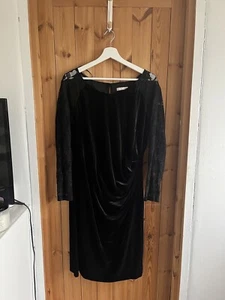 Jacques Vert Petite Velvet Dress Black Lace Sleeve Rushed Middle Slimming RRP£62 - Picture 1 of 5