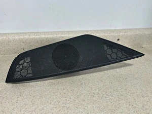Ford Focus MK3 2012-2015 tablero central altavoz superior negro OEM - Imagen 1 de 3