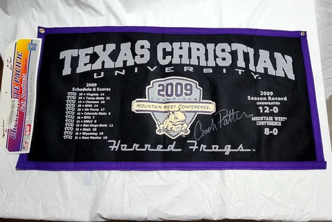 TCU Horned Frog Football-17x33 Banner-'09 Undef Season-Coach Patterson Autograph Cover