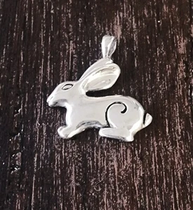 John Hardy Sterling Silver Rabbit Pendant SMALL, Petite Piece ~ So Cute! - Picture 1 of 3