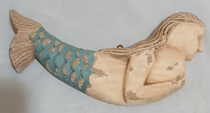 Vtg Indonesian Mermaid Carved Wood Distressed Finish Cottage Core Wallhanger - Picture 1 of 9