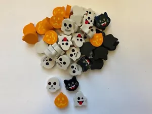 50 Halloween Mini Erasers Maestro Suministro Matemáticas Contador Calabaza Negro Gato Fantasma - Imagen 1 de 1